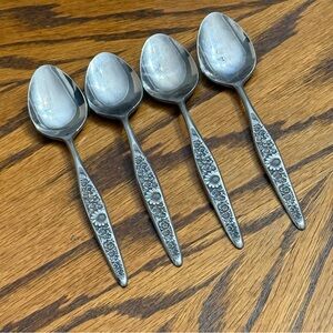 Vintage Interpur Jardinera Daisy Stainless Flatware 4 Teaspoons 6 1/2”